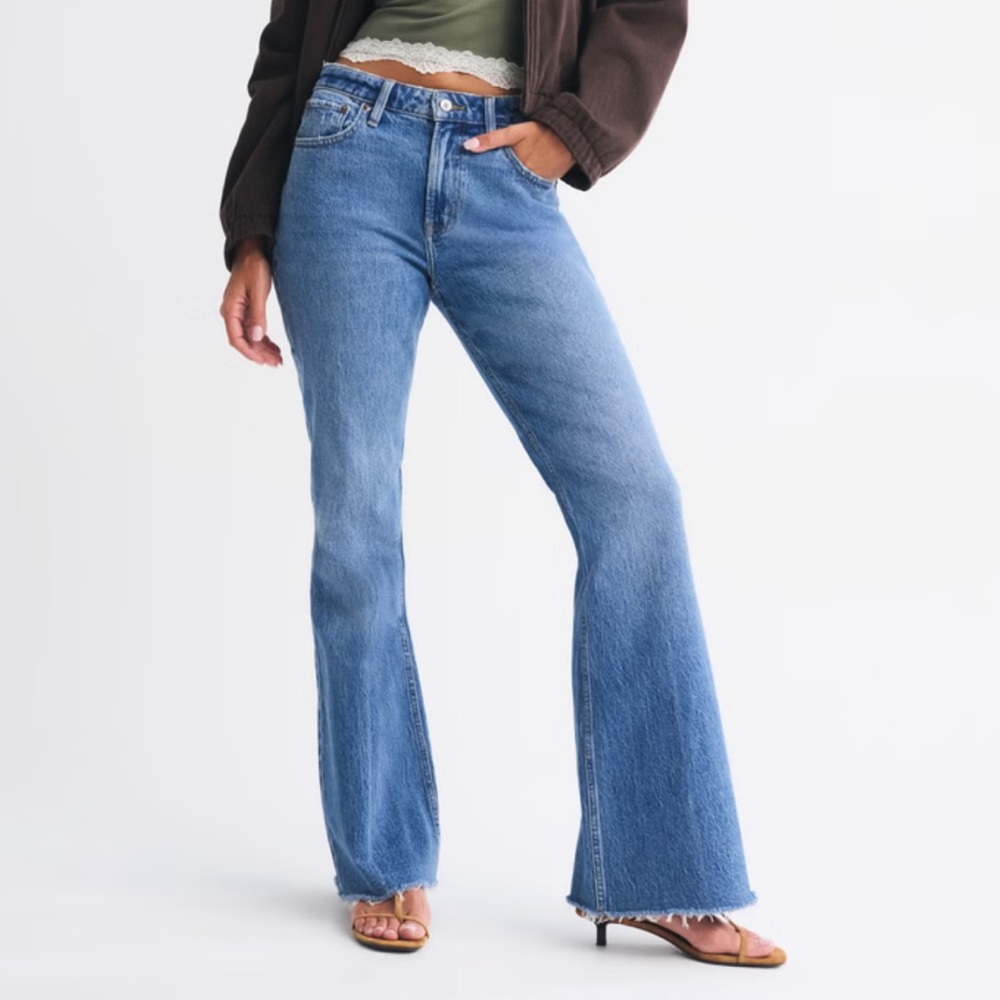 Abercrombie & fitch the vintage flare high rise curve love 26 / 2 L